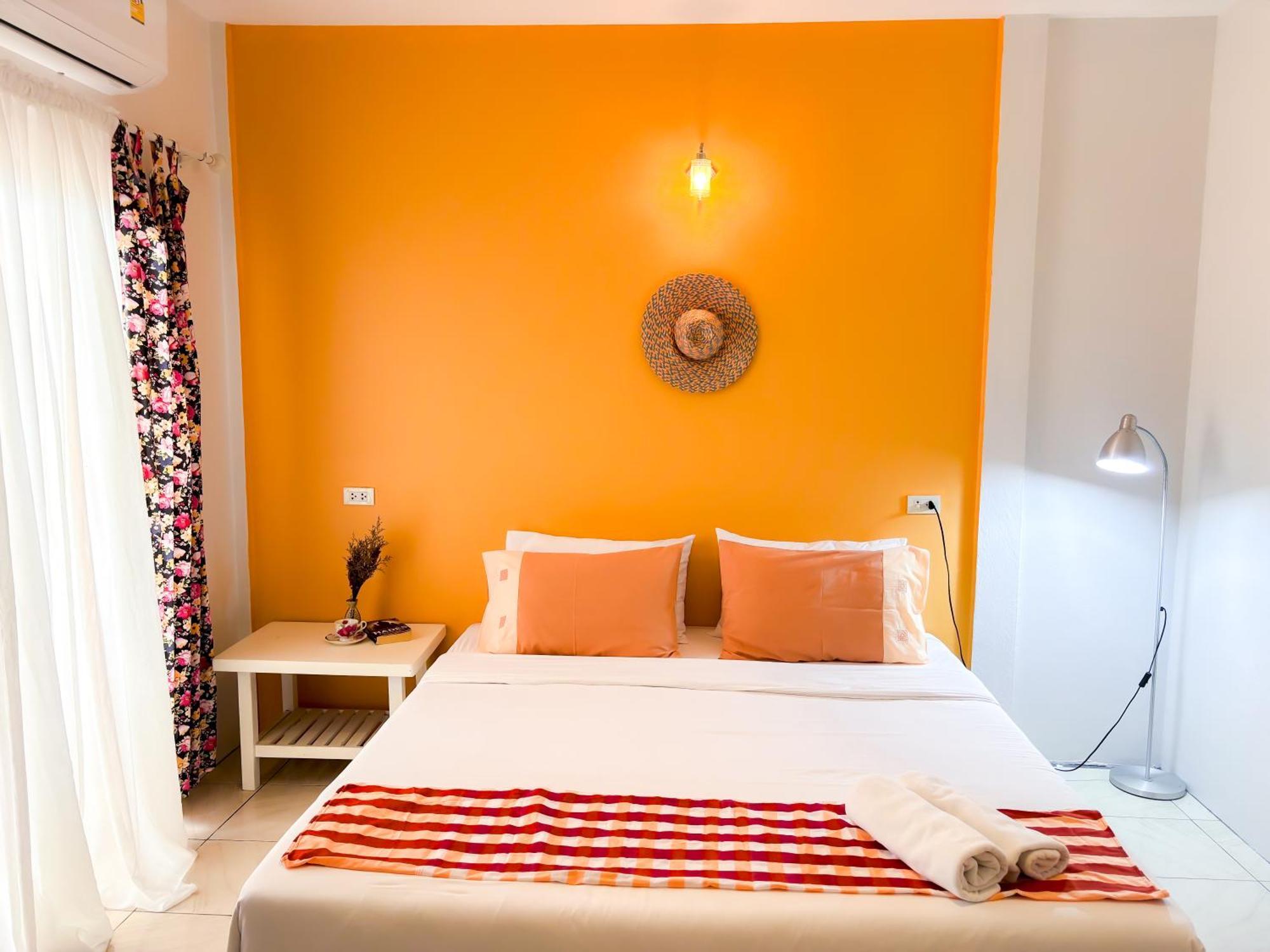 Bed and Breakfast Les Fleurs House Кхаулак Экстерьер фото